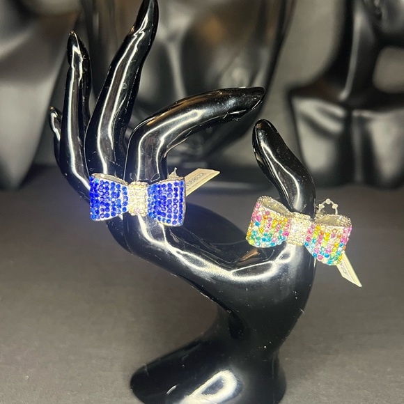 Elegant Blue and Multicolor Bow Hair Clips - Picture 1 of 8